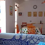 Domu Arangius * Àrbatax